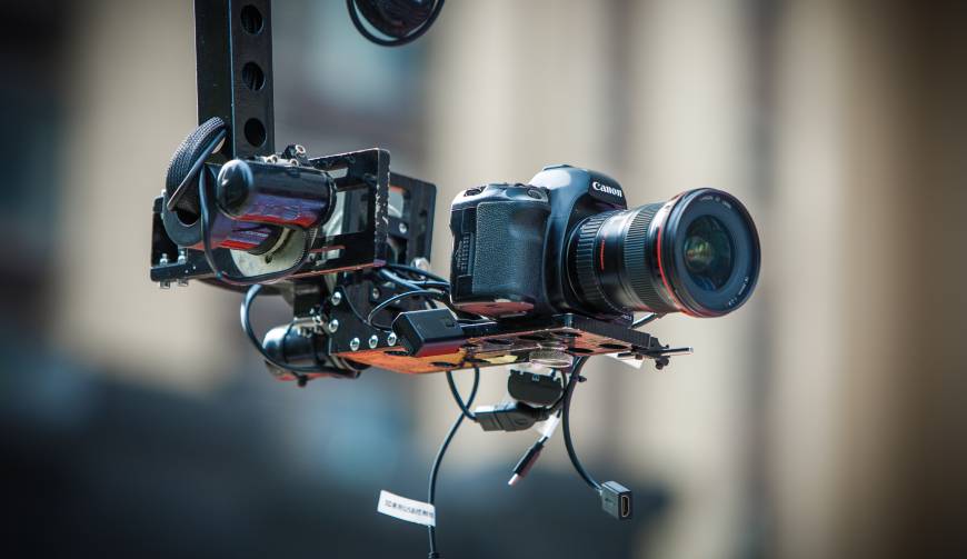 科技赋能生活：梅江区产品视频拍摄开启智能新时代